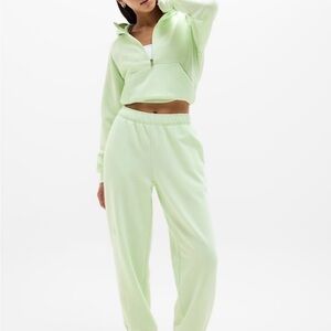 Athleta Forever Fleece Joggers NWT Size S